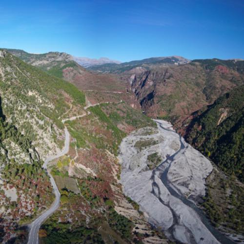 La Réserve Naturelle Régionale des Gorges de Daluis s'étend © B. Morel