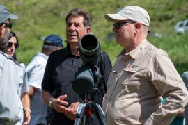 Observation du gypaèton pour le Prince Albert II de Monaco et Charles Ange Ginesy, Président du Parc national du Mercantour © M. Ancely / PnM