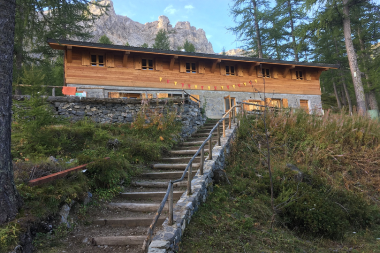 Refuge Fontanalbe - Escalier